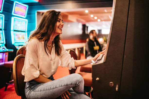 Live roulette wheel with digital betting interface on slot1000